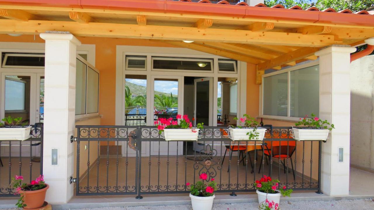 Apartments Villa Ante Grebaštica Buitenkant foto