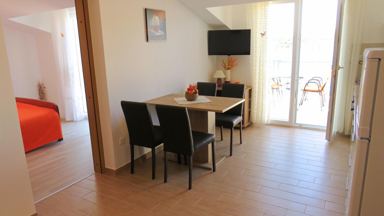 Apartments Villa Ante Grebaštica Buitenkant foto